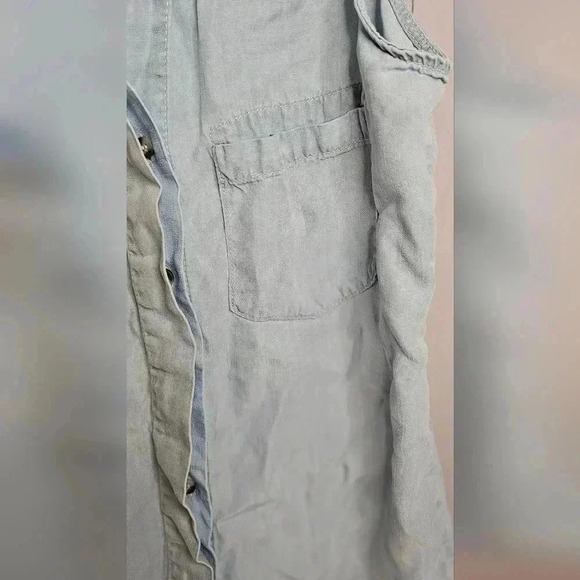 Andrea Jovine Soft Denim Collared Sleeveless Blouse Small - Picture 5 of 6